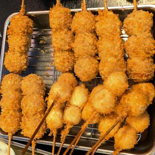 串揚げ(肉団子・うずら)