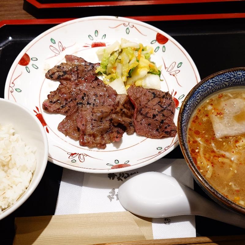 (牛たん焼き 仙台辺見)