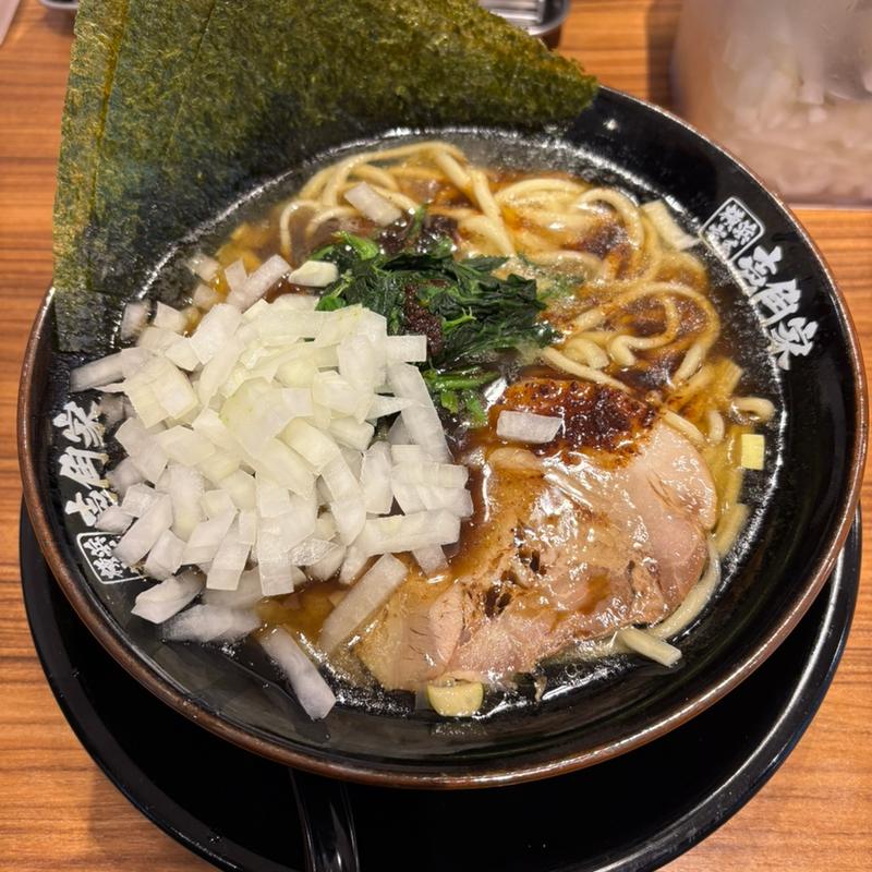 黒家系ラーメン(壱角家 京急川崎店)