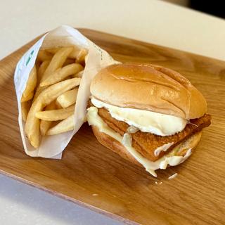 フィッシュバーガー(モスバーガー 和光市駅前店)