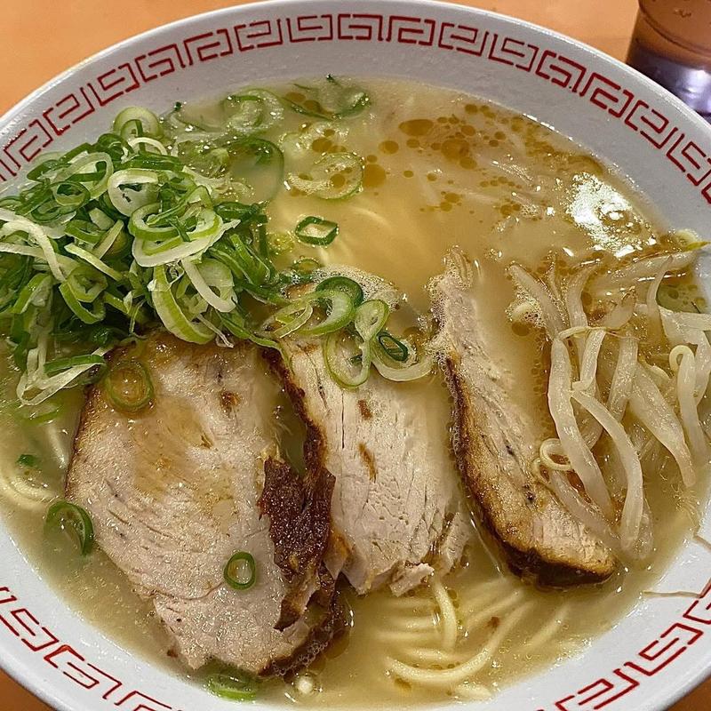 ラーメン(金龍ラーメン 戎橋筋店)