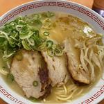 ラーメン(金龍ラーメン 戎橋筋店)