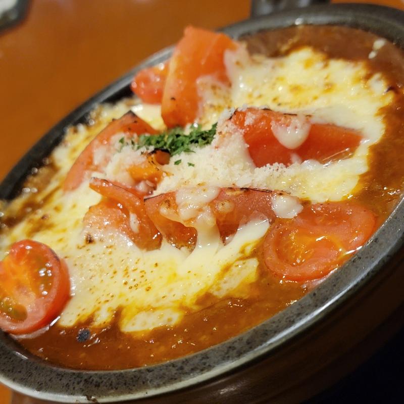 たっぷりチーズと
完熟トマトの焼きカレー＋ご飯大盛り(天馬 浦和店)