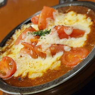 たっぷりチーズと
完熟トマトの焼きカレー+ご飯大盛り(天馬 浦和店)