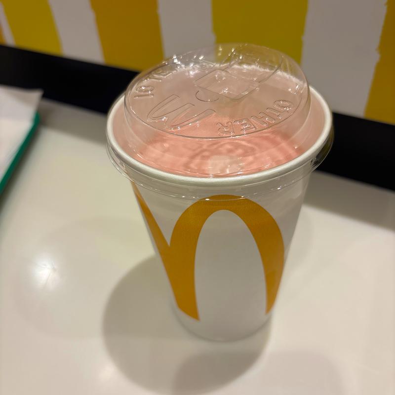マックシェーク ストロベリーM(マクドナルド 上尾地頭方店)
