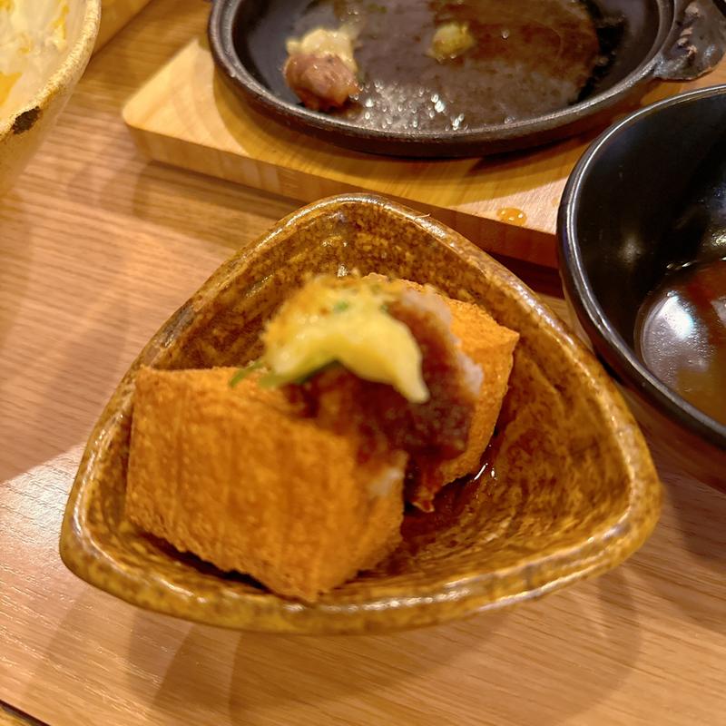 (居腹じらいや)