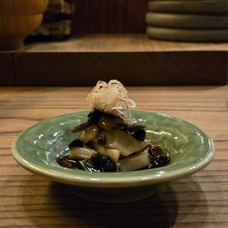 下足と金時草の山椒和え