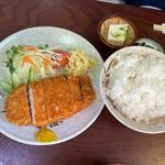 とんかつ定食