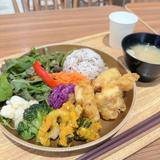 タニタカフェ+定食 とり天