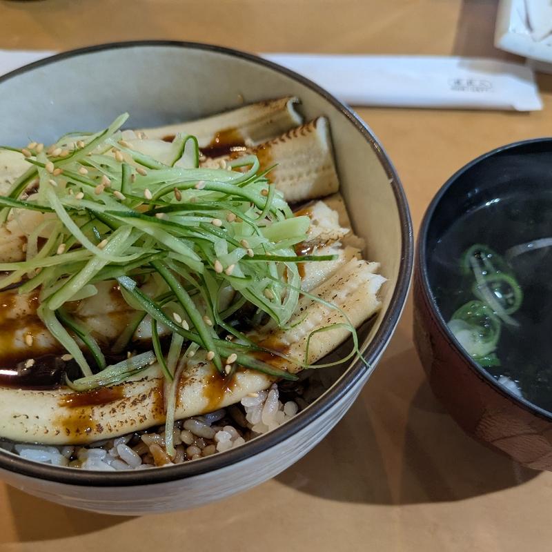 ランチあなご丼(廻鮮寿司　塩釜港 塩釜店 （かいせんずし しおがまこう）)