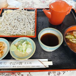 大盛りそばにけんちん汁(そばの館 えん野 )