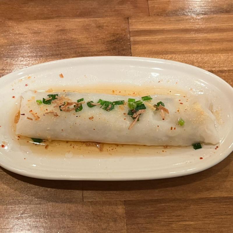 ランチ　蒸し餃子(アオザイ)