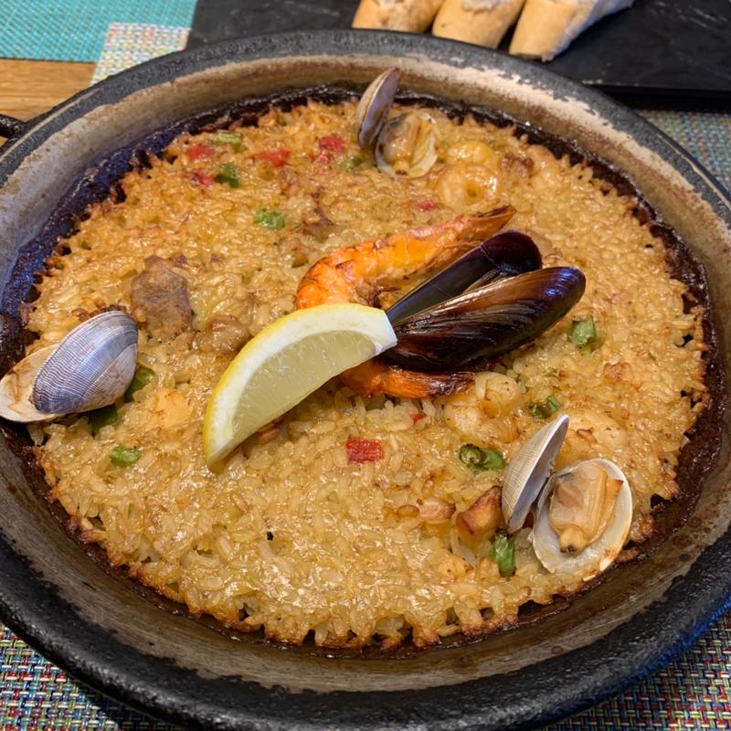 魚介と鶏肉のミックスパエリア”パエリア ミクスタ”Set(BIKiNi medi 池袋東武店 （ビキニ　メディ）)