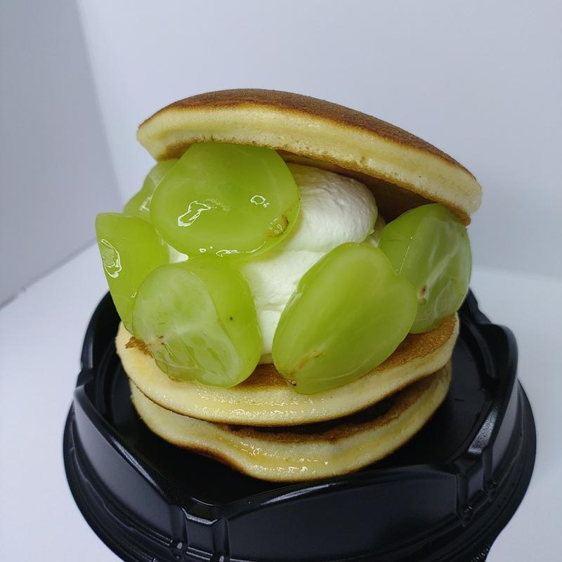 どら焼きぱるふぇ　シャインマスカット(フルールきくや 摺沢店 )