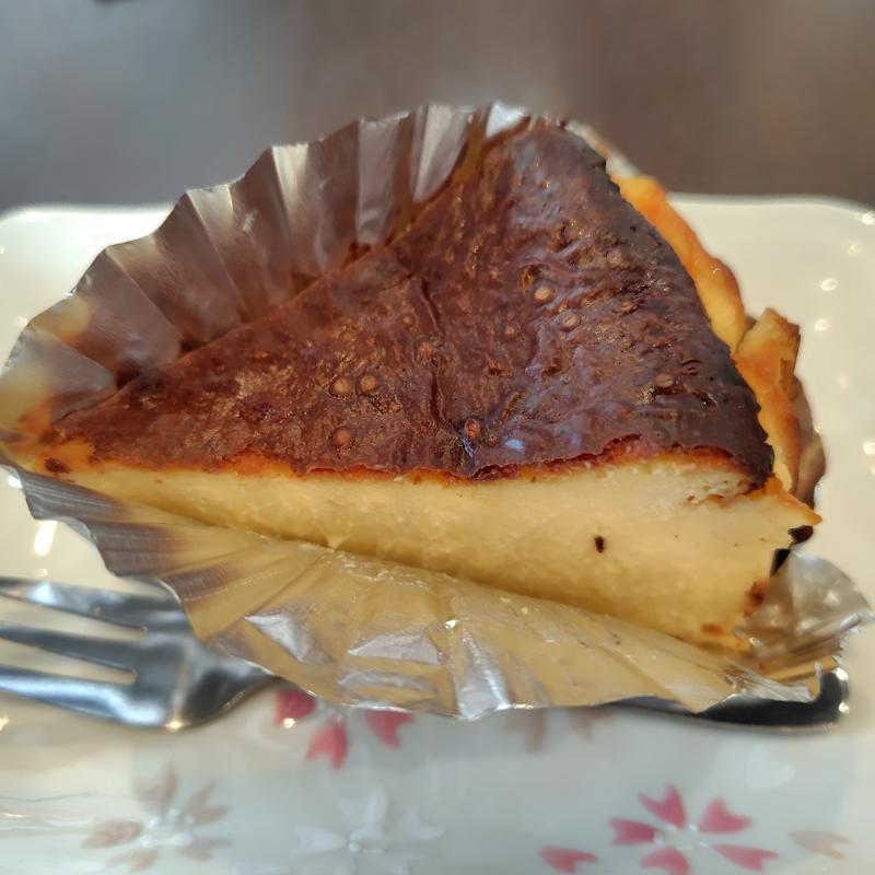 ベイクドチーズケーキケーキ(おひさま食堂ひなた家)