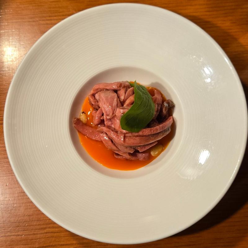 特選ユッケ(飛騨牛一頭家 馬喰一代 岐阜神田 （ヒダギュウイットウヤ　バクロイチダイ　ギフカンダ）)