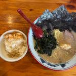 塩ラーメン、半ライス(椿　ラーメンショップ 木立店 )