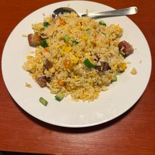 チャーシュー炒飯と半ラーメン(香福味坊)