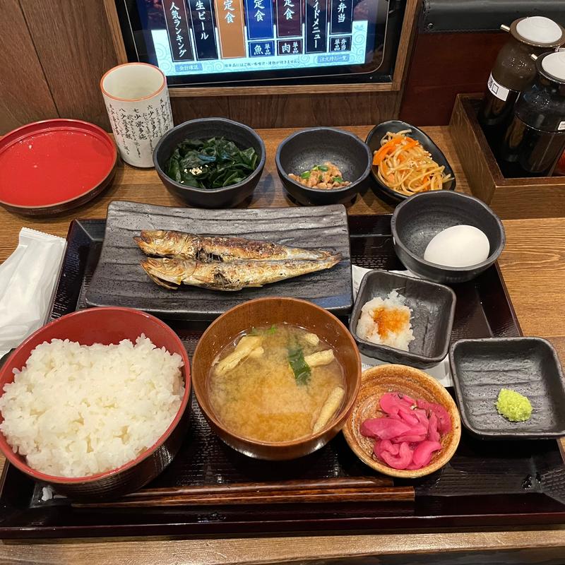 朝いわし定食 ご飯大盛、卵、納豆、小鉢2品(しんぱち食堂 川崎銀柳街店)