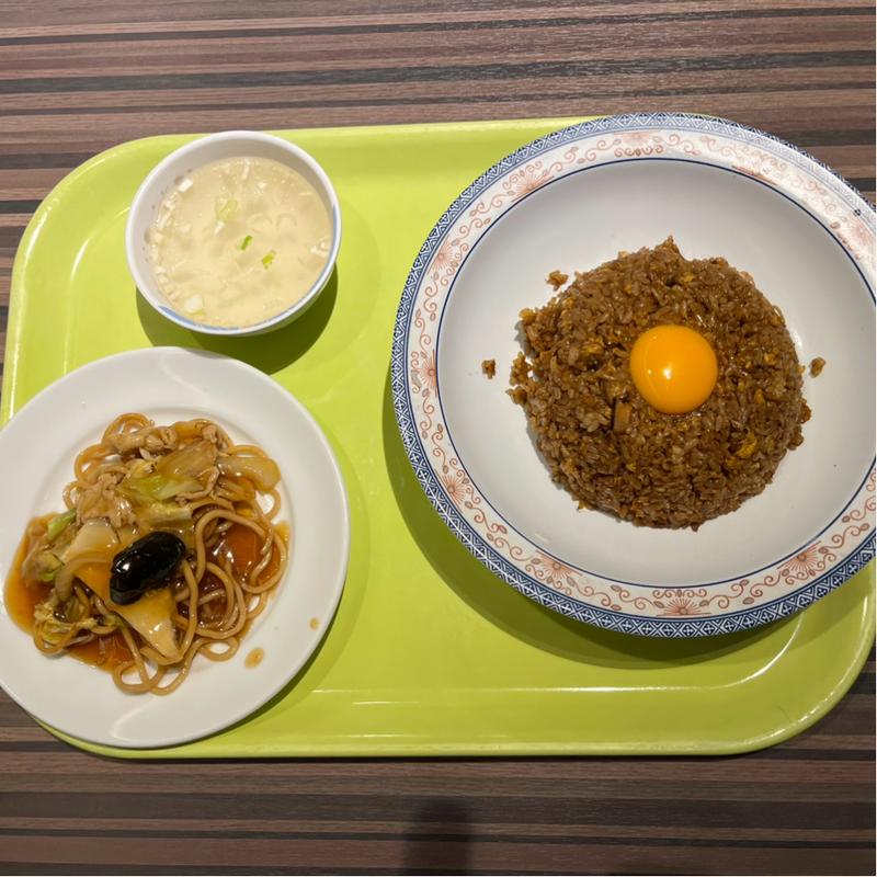 黒チャーハン　ミニ広東焼きそば付(北京餃子)