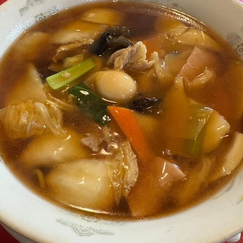 五目旨煮タン麺(中国飯荘 山城)