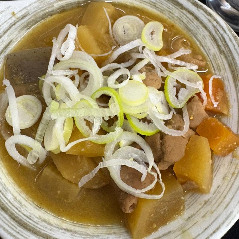 モツ煮(そば処 大吉田)