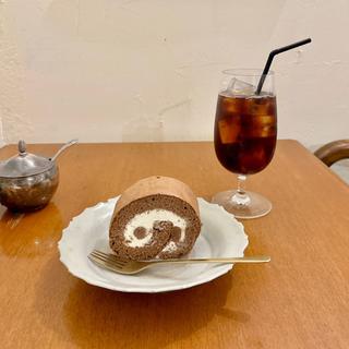 オレンジチョコロール アイスコーヒー(ギャラリー犬養)
