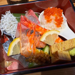 アテの盛り合せ『宝盛り』