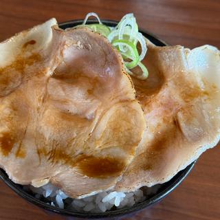 炙り肉めし(麺屋ぶしがみ)