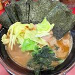 ラーメン中　キャベツ海苔