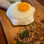 パットガパオガイ(ガズル 東久留米店 )