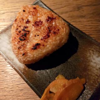 焼おにぎり 1ヶ(鶏卸直営 朝びき専門 八金 高槻店)