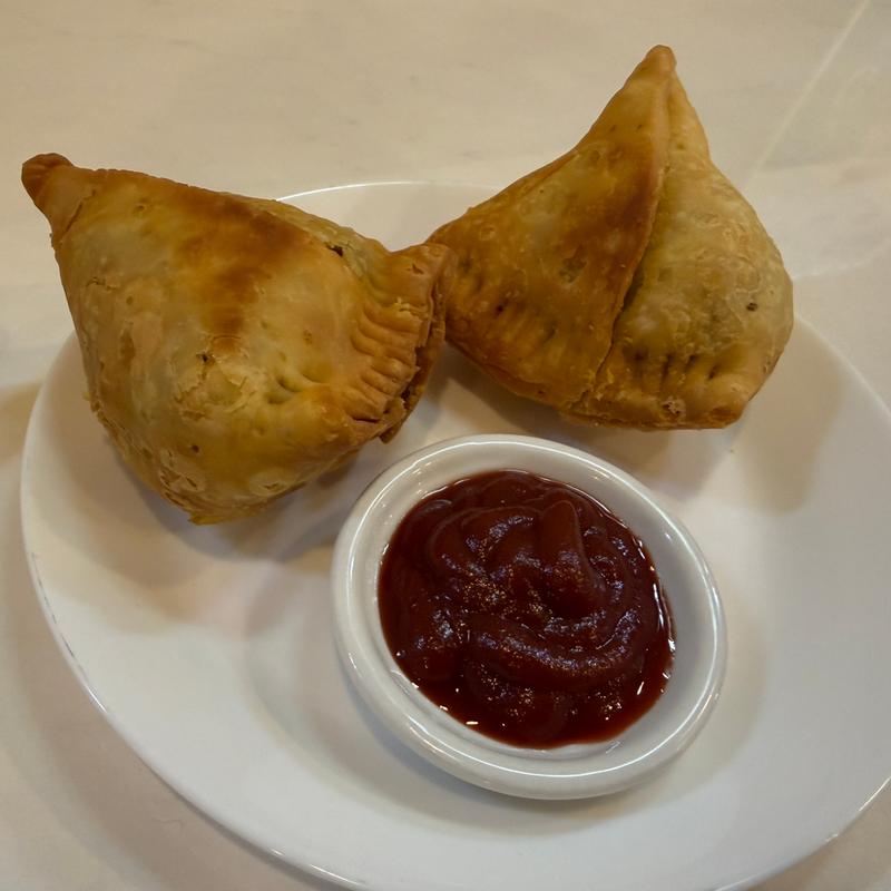 サモサ(インドカレーガウレ博多店)