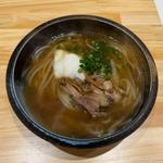 濃厚スープの鶏出汁うどん