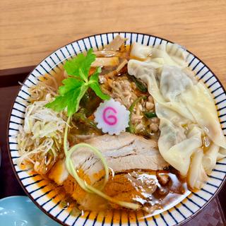 限定　青椒肉絲ラーメン＋ワンタン(らーめん理庵)