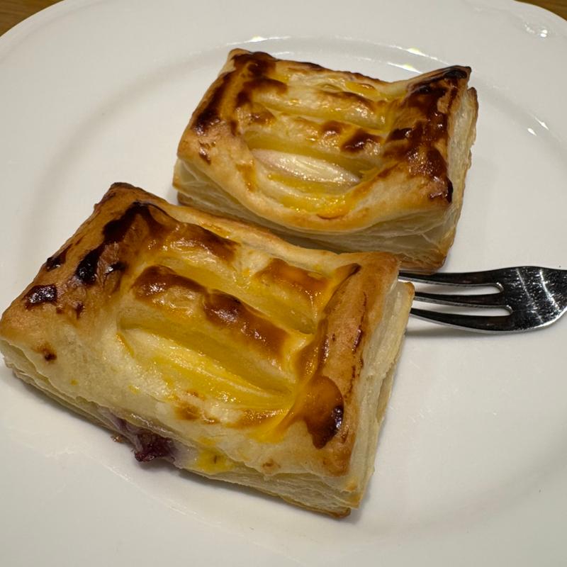 クリームチーズブルベリーパイ(銀林珈琲)