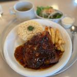 メインプレート鶏モモ肉のローストバルサミコスソース