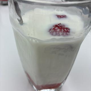 いちごミルク(六花亭 森林公園店)