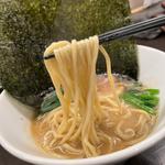 これが豚骨醤油EAK(博多とんこつ 豚の足跡)