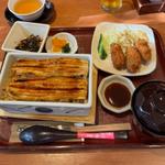 穴子と牡蠣フライの共演セット