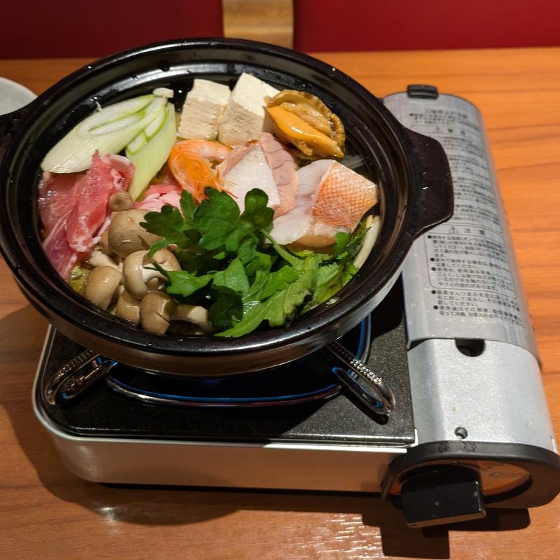 寄せ鍋(串焼き・郷土料理 魚や吟翠 （クシヤキキョウドリョウリ サカナヤ ギンスイ）)