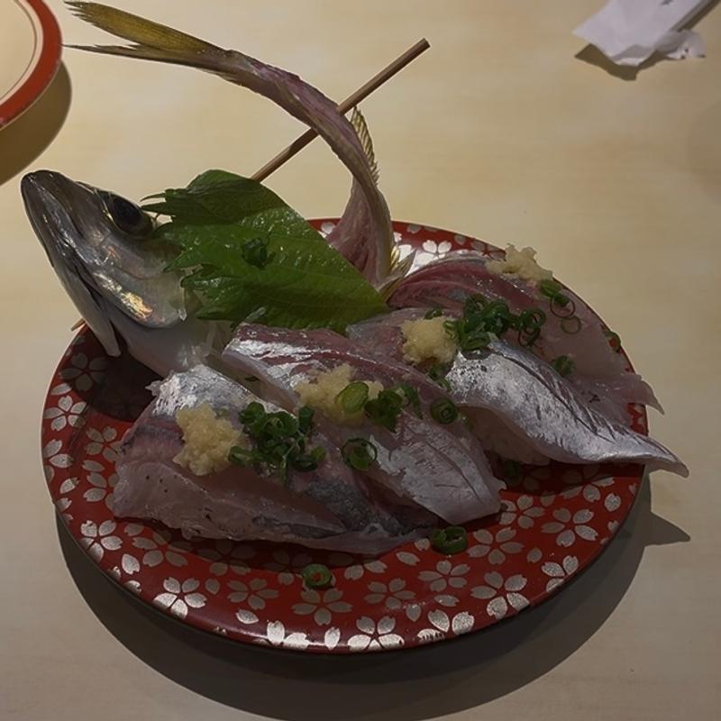 活アジ握り4貫(江戸前回転寿司 海鮮問屋ふじ丸 伊勢原店)