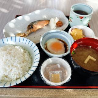 モーニングの和定食(レストランモア 自治医大店 )