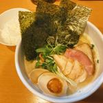 全部のせ濃厚鶏白湯らーめん　塩