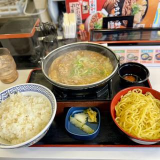 牛肉玉ラーメン鍋膳(とんこつ)(吉野家 阪急西院店 )