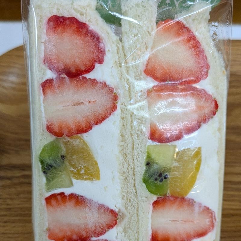 フルーツサンド(café23)