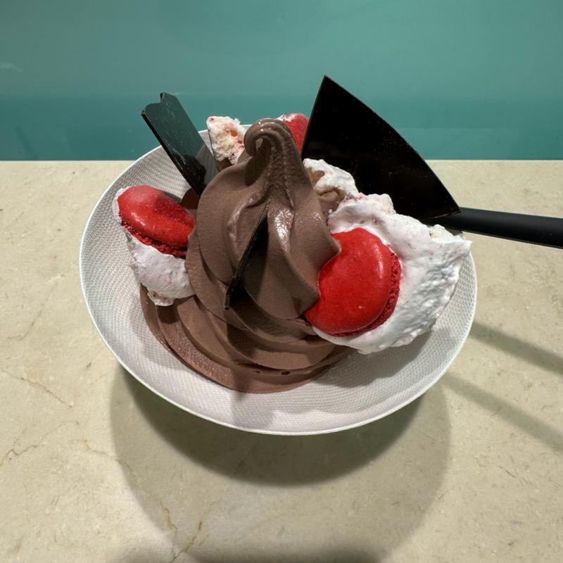 ソフトクリーム　チョコレート(Made in ピエール・エルメ 羽田空港)