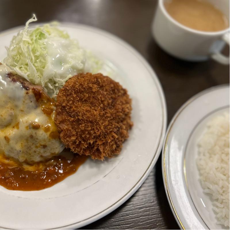 2品盛り　チーズハンバーグとメンチカツ(キッチンジロー＆ほろよいジロー 九段下店)