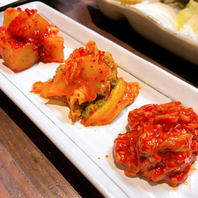 キムチ3種盛り合わせ(炭火焼き鳥 すみすみ 本店)