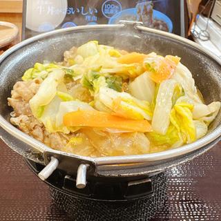 牛・胡麻麻辣湯鍋定食(すき家 梅田東店 )